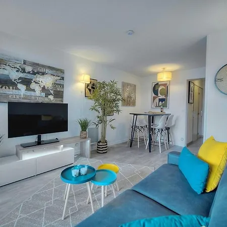 Palme D'azur 128 *